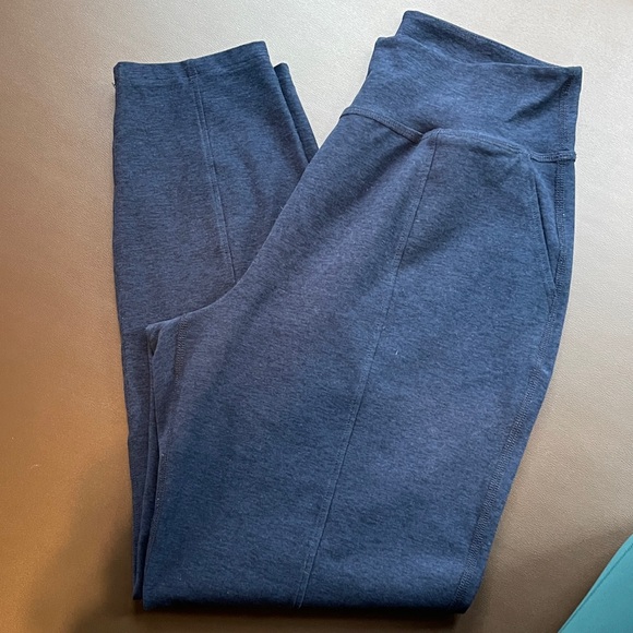 Beyond yoga everyday pants - Picture 5 of 5